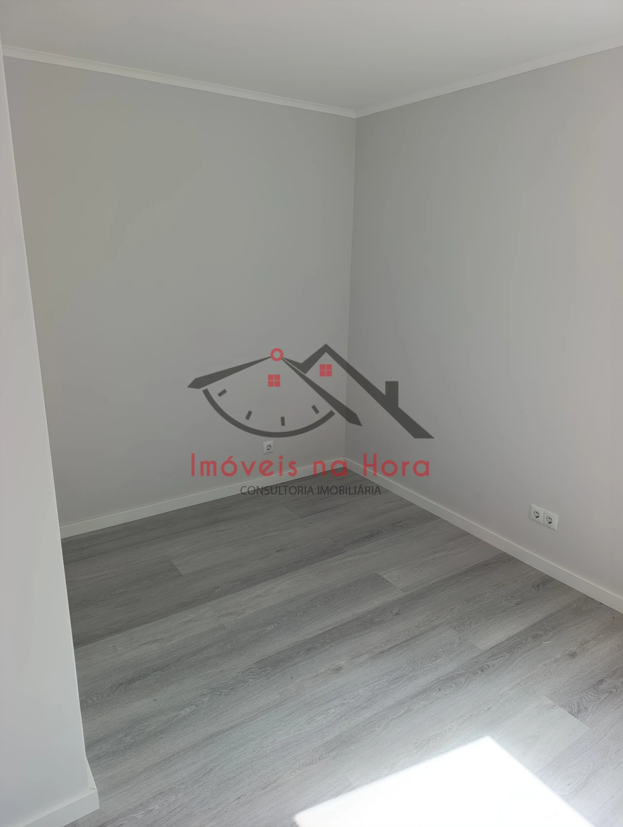 Apartamento T3 para Venda em Laranjeiro e Feijó Foto 8