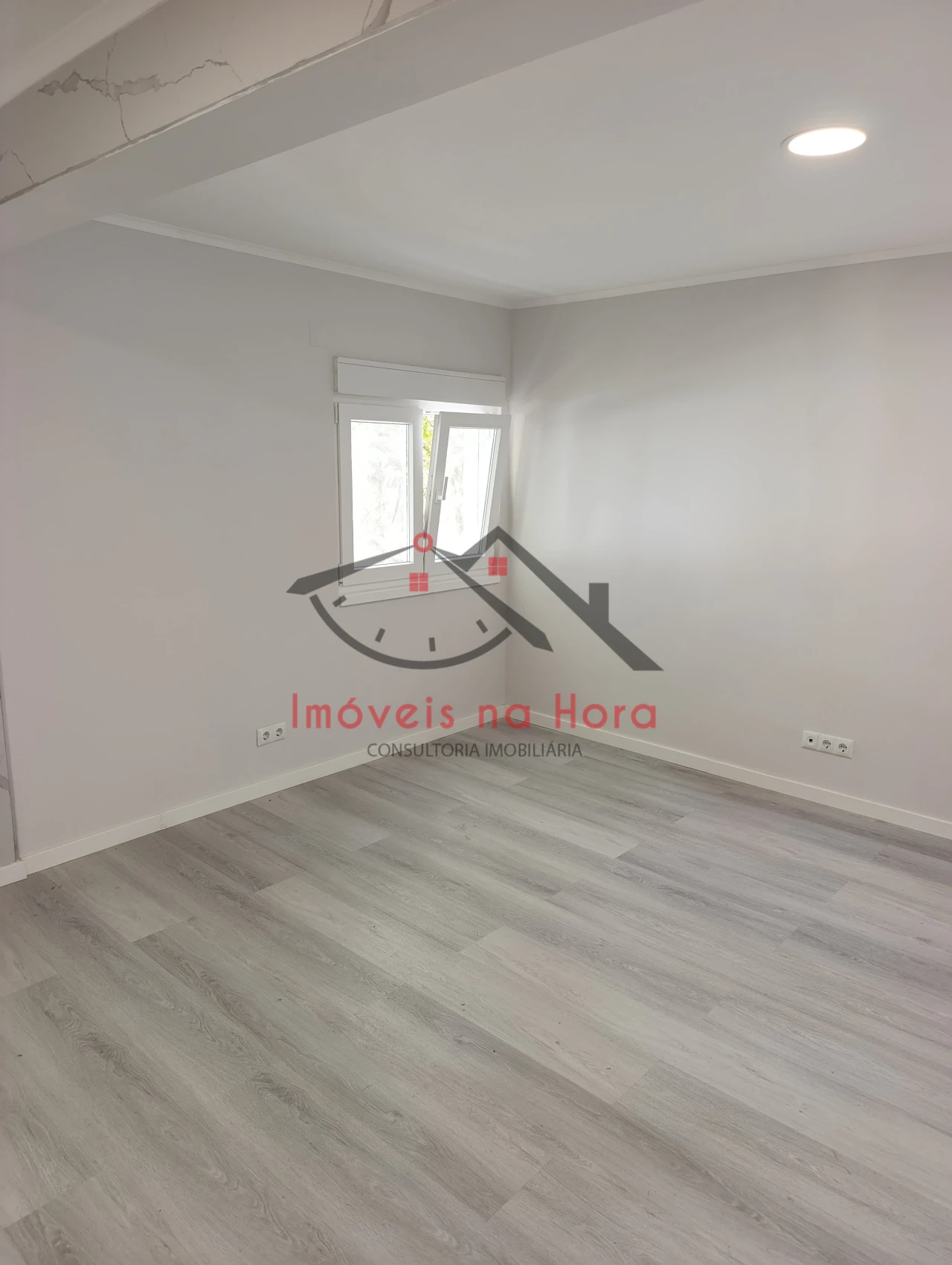 Apartamento T3 para Venda em Laranjeiro e Feijó Foto 9