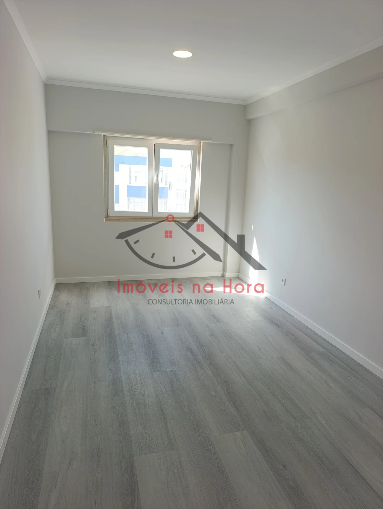 Apartamento T4 para Venda em Amora Foto 14