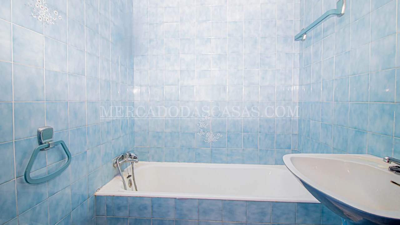Apartamento T1 para Venda em Espinho Foto 11
