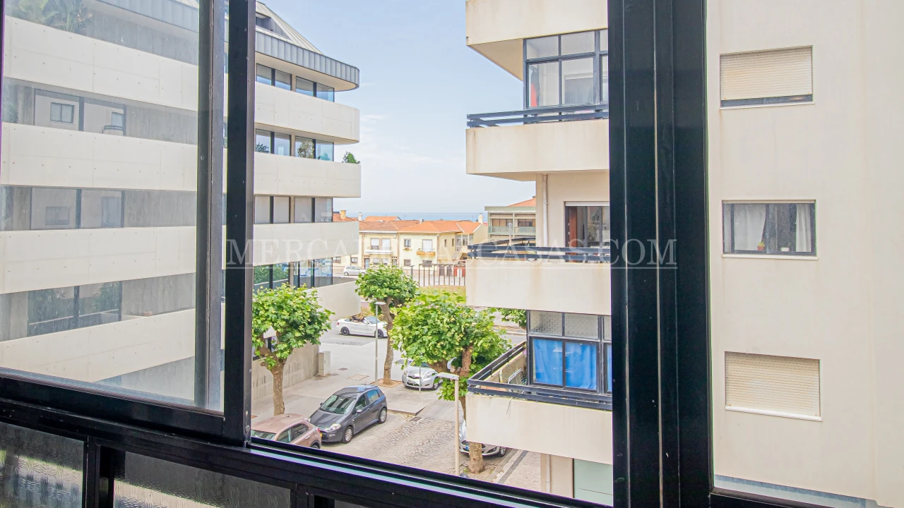 Apartamento T1 para Venda em Espinho Foto 12