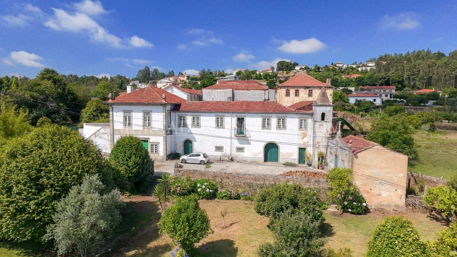 Quinta T5 para Venda em O. Azeméis, Riba-Ul, Ul, Macinhata Seixa, Madail Foto 2