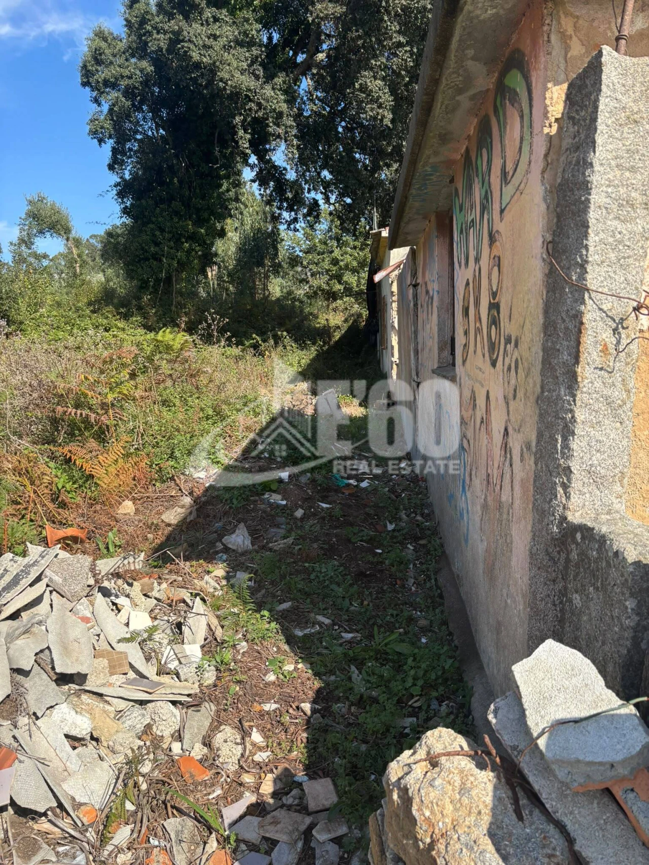 Terreno para Venda em Anta e Guetim Foto 12