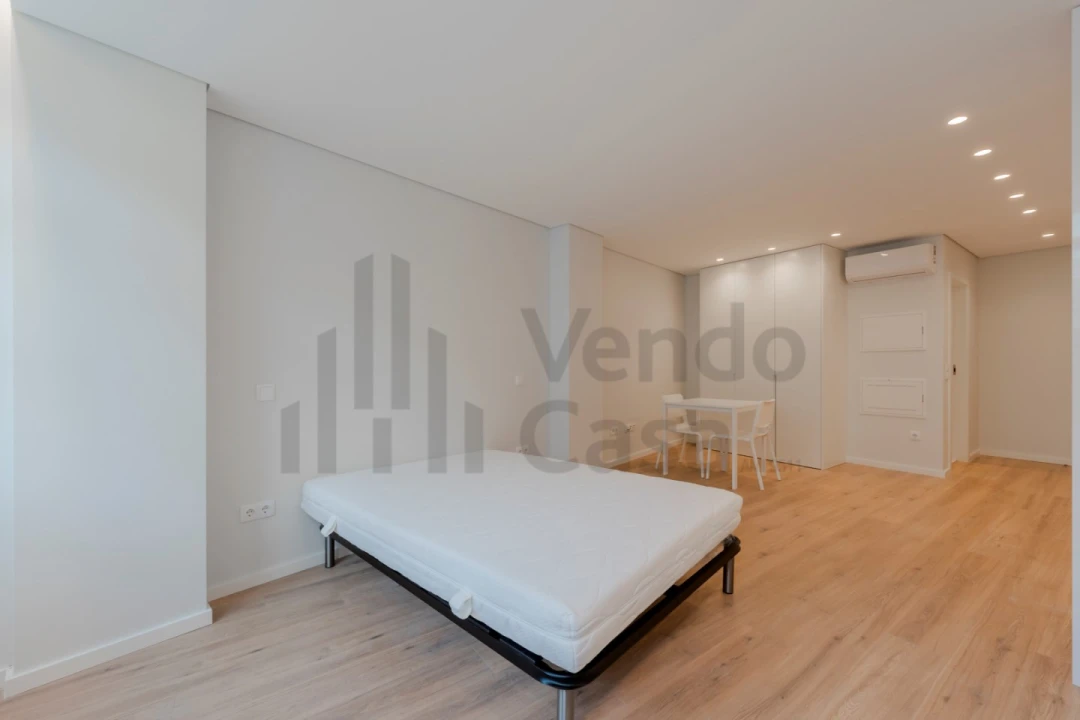 Apartamento T1 para Arrendamento em São Vicente (Braga) Foto 11