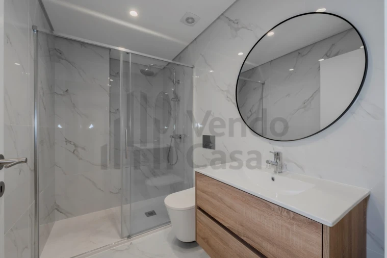 Apartamento T1 para Arrendamento em São Vicente (Braga) Foto 7