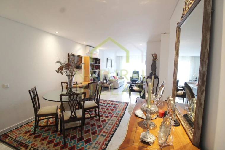Apartamento T2 para Venda em Faro (Sé e São Pedro) Foto 4
