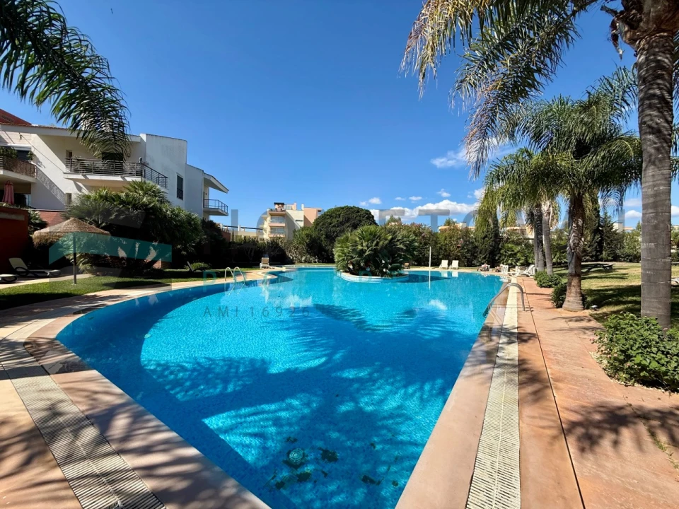 Apartamento T2 para Venda em Quarteira Foto 25