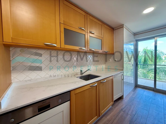 Apartamento T2 para Venda em Quarteira Foto 7