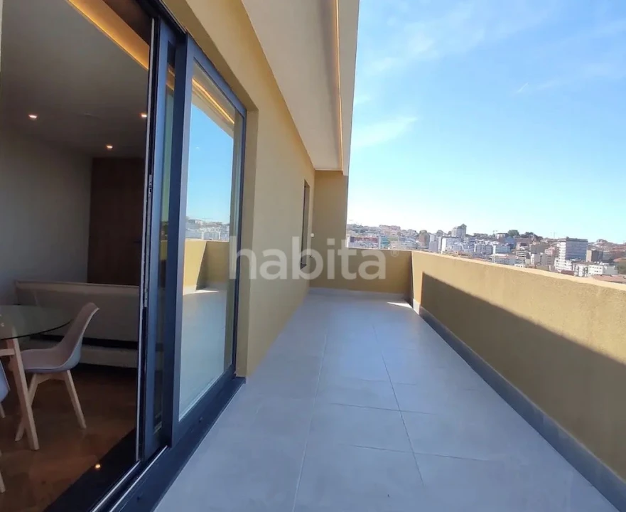 Apartamento T1 para Arrendamento em Mafamude e Vilar do Paraíso Foto 2