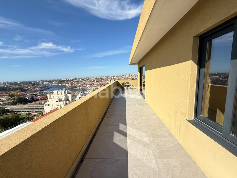 Apartamento T1 para Arrendamento em Mafamude e Vilar do Paraíso Foto 23
