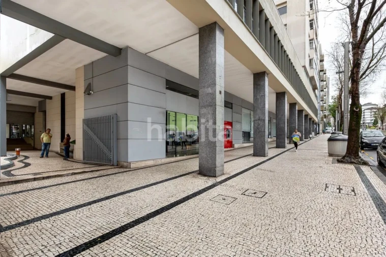 Apartamento T1 para Arrendamento em Mafamude e Vilar do Paraíso Foto 11