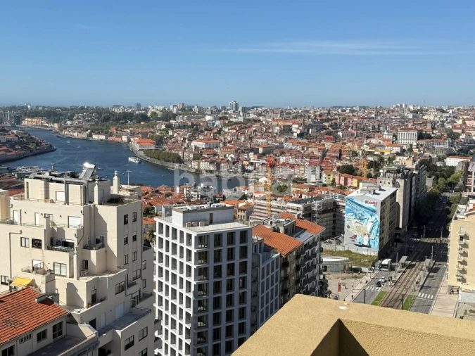 Apartamento T1 para Arrendamento em Mafamude e Vilar do Paraíso Foto 24