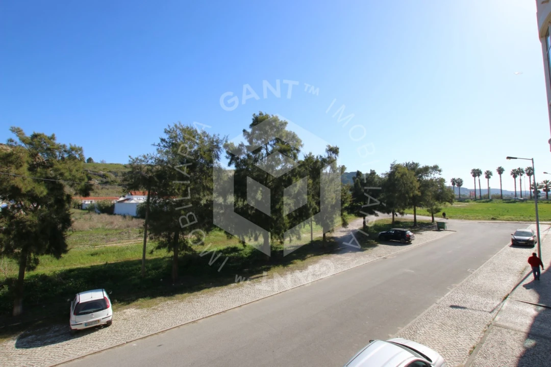 Apartamento T1 para Venda em Costa da Caparica Foto 11