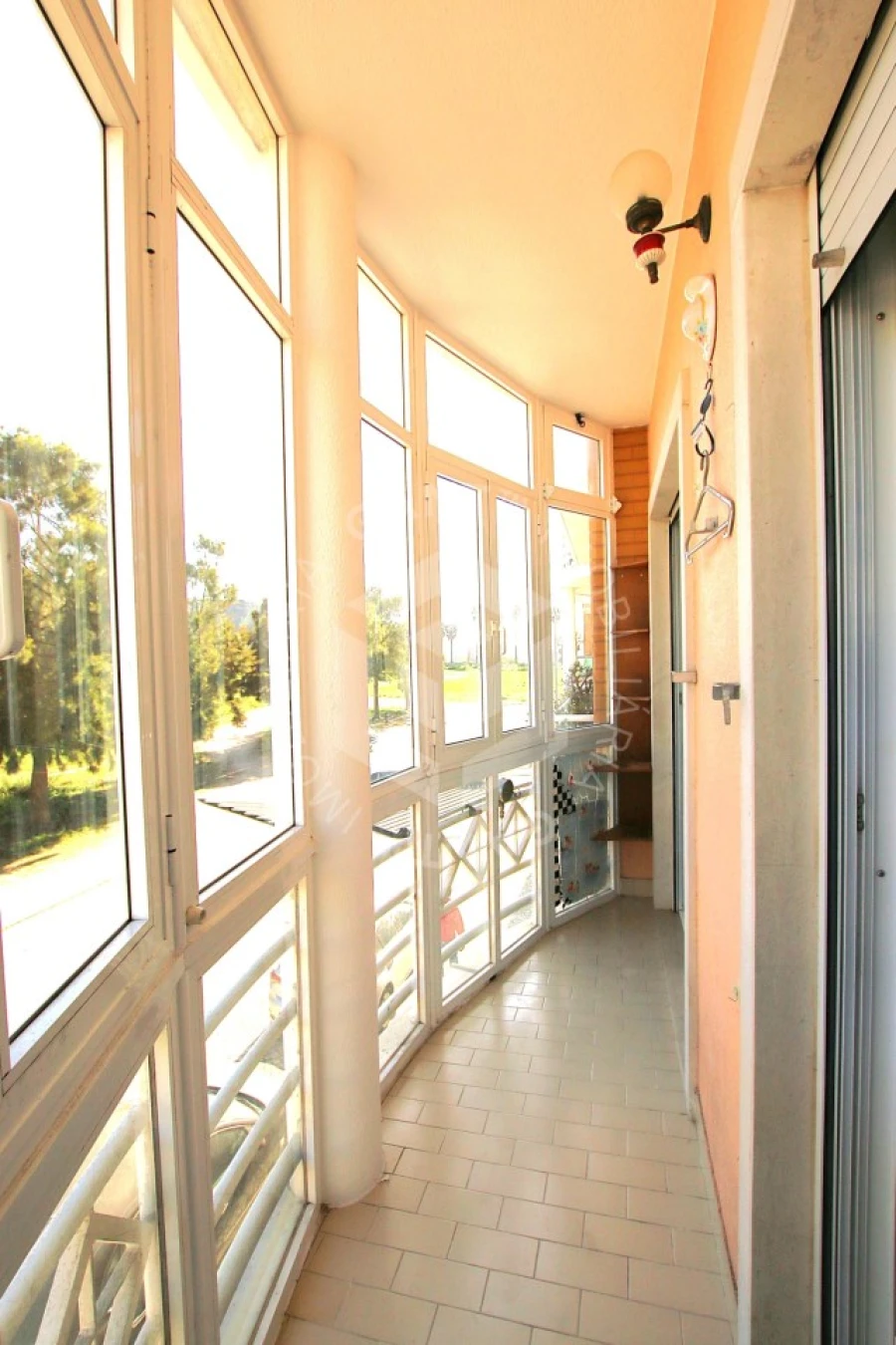 Apartamento T1 para Venda em Costa da Caparica Foto 5