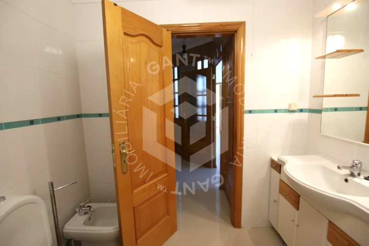 Apartamento T1 para Venda em Costa da Caparica Foto 21