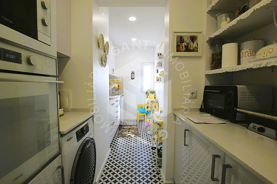 Apartamento T2 para Arrendamento em Costa da Caparica Foto 9