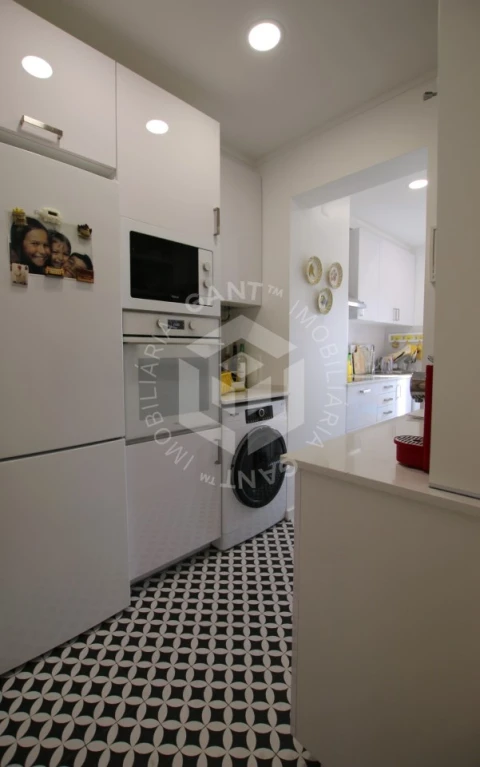 Apartamento T2 para Arrendamento em Costa da Caparica