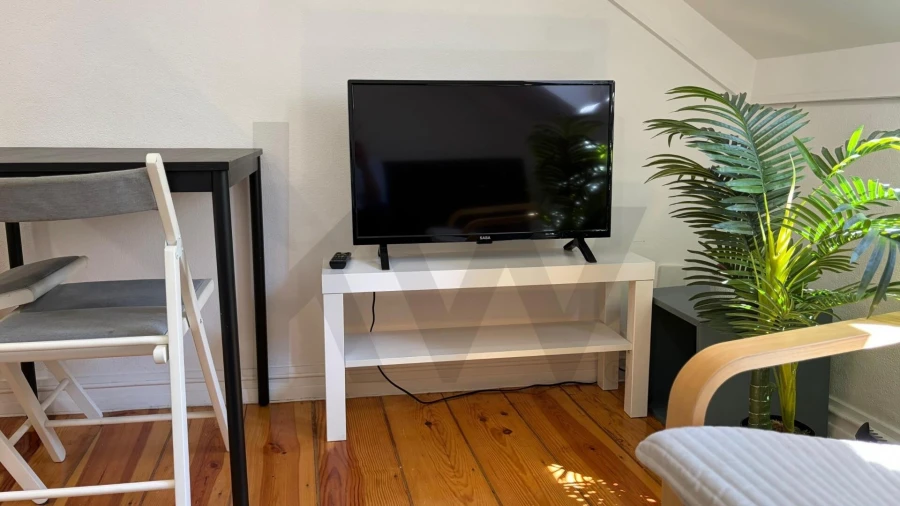 Apartamento T2 para Arrendamento em Campo de Ourique Foto 2