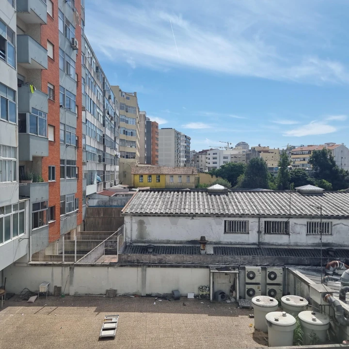 Apartamento T2 para Venda em Mafamude e Vilar do Paraíso Foto 16