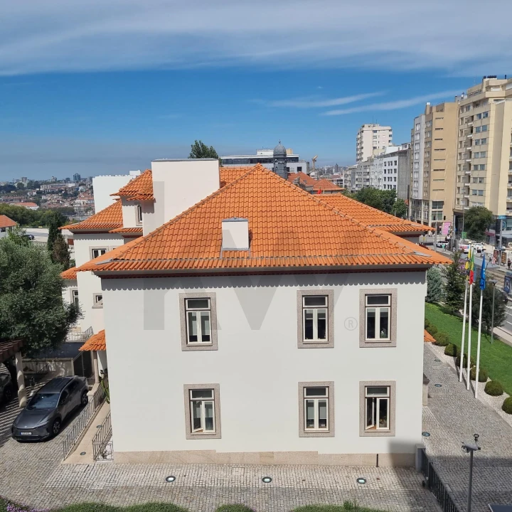 Apartamento T2 para Venda em Mafamude e Vilar do Paraíso Foto 1