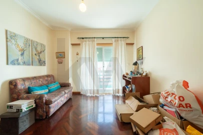 Apartamento T3 para Venda em Falagueira-Venda Nova