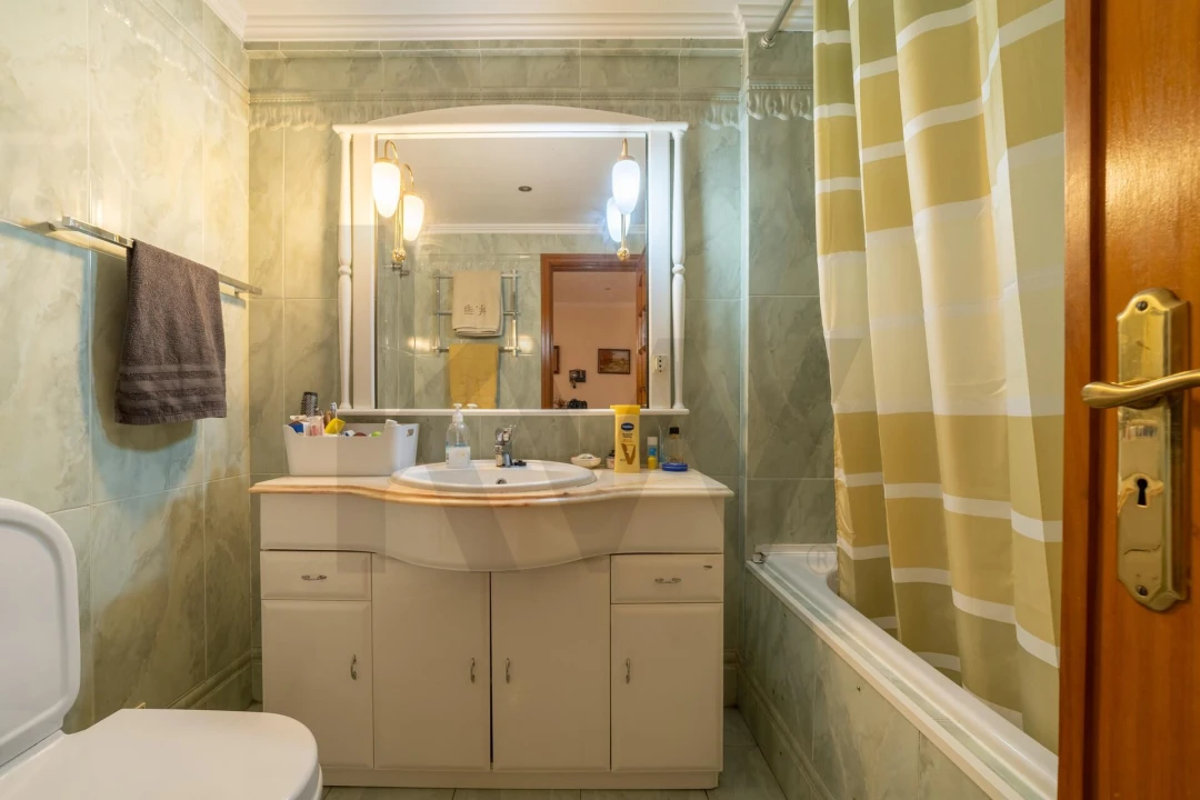 Apartamento T3 para Venda em Falagueira-Venda Nova Foto 14