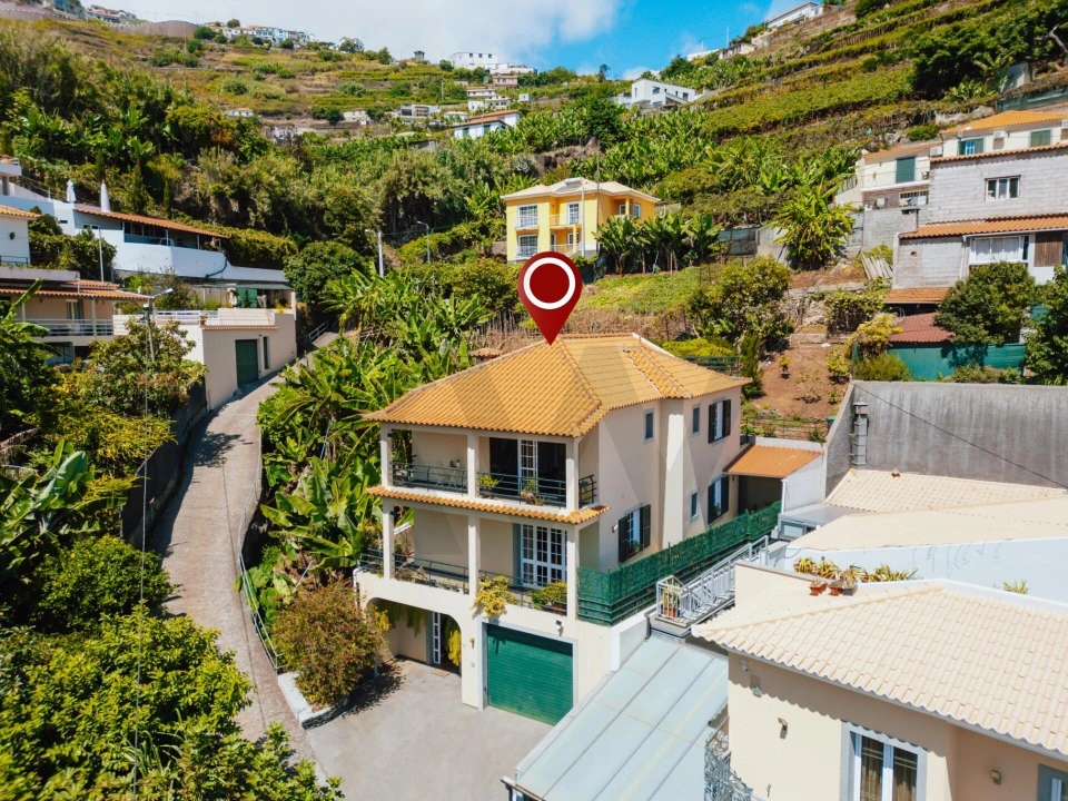 Moradia T3 para Venda em Camara de Lobos Foto 2