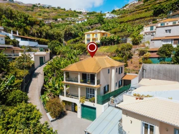 Moradia T3 para Venda em Camara de Lobos