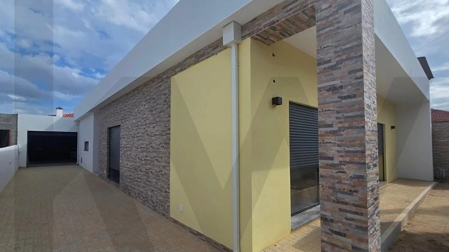 Moradia T3 para Venda em Fernao Ferro
