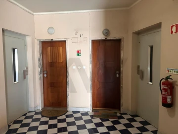 Apartamento T3 para Venda em Benfica