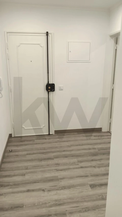 Apartamento T2 para Arrendamento em Castanheira do Ribatejo e Cachoeiras