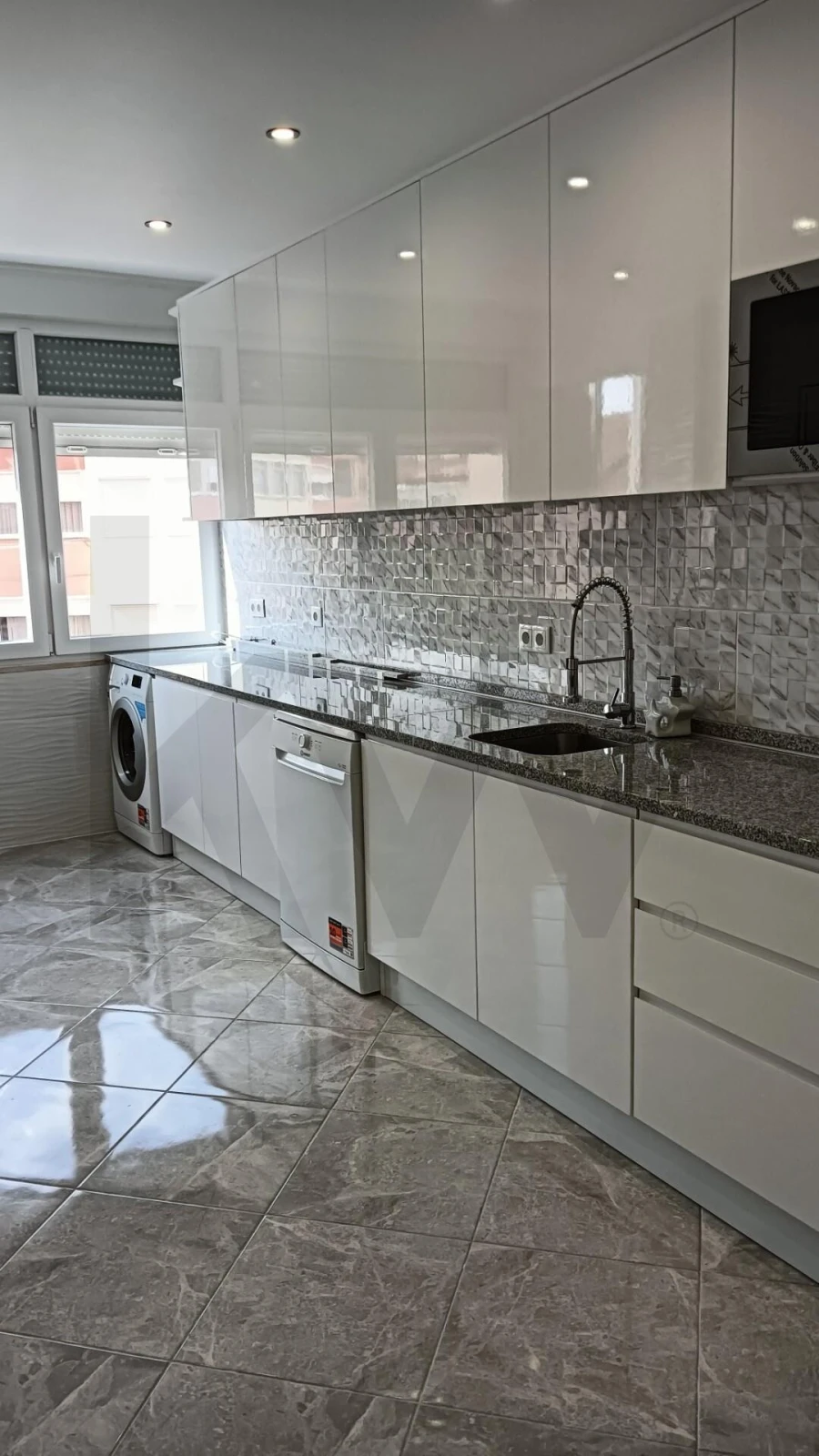 Apartamento T2 para Arrendamento em Castanheira do Ribatejo e Cachoeiras Foto 3