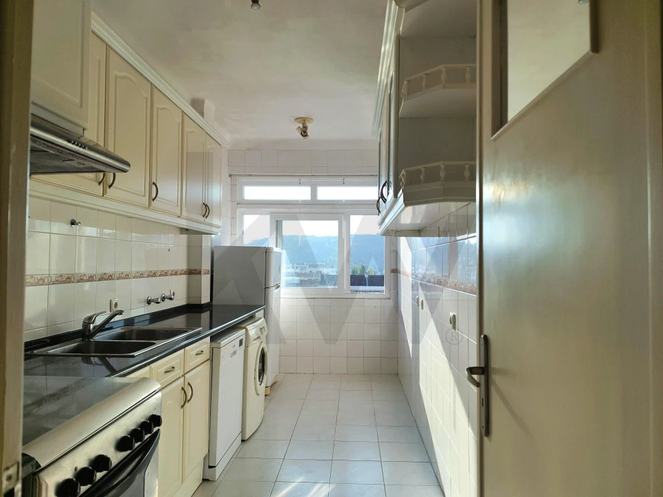 Apartamento T2 para Arrendamento em Odivelas Foto 2