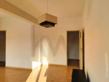 Apartamento T2 para Arrendamento em Odivelas