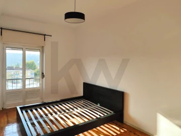 Apartamento T2 para Arrendamento em Odivelas