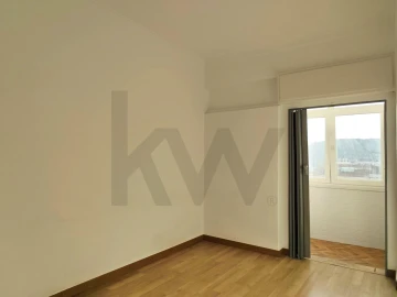 Apartamento T2 para Arrendamento em Odivelas