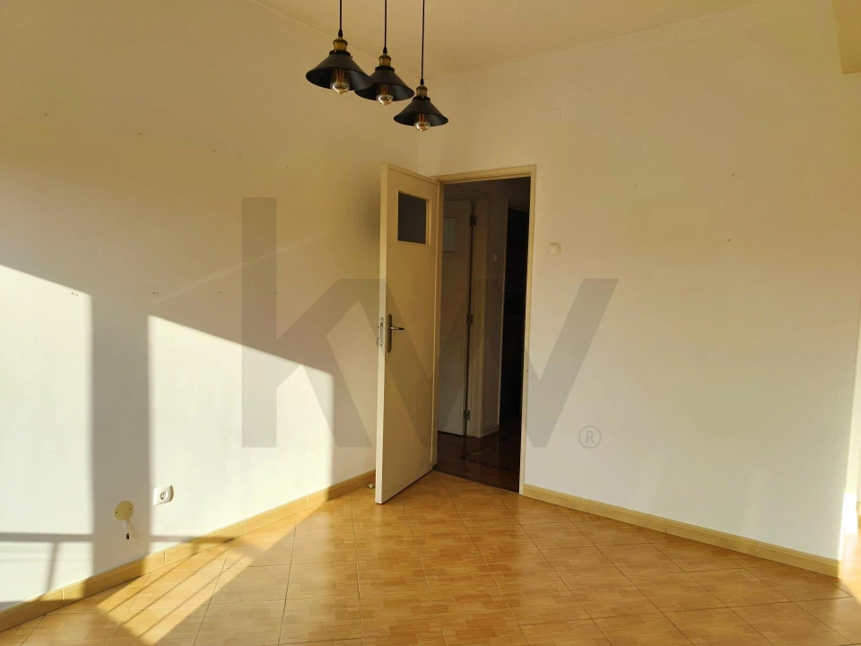 Apartamento T2 para Arrendamento em Odivelas Foto 10