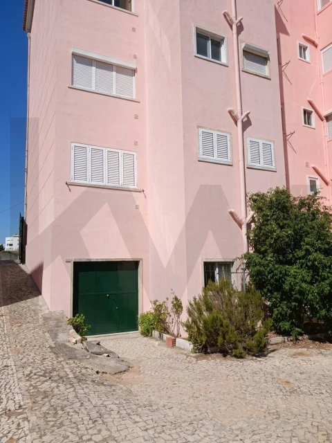 Apartamento para Venda em Águas Livres