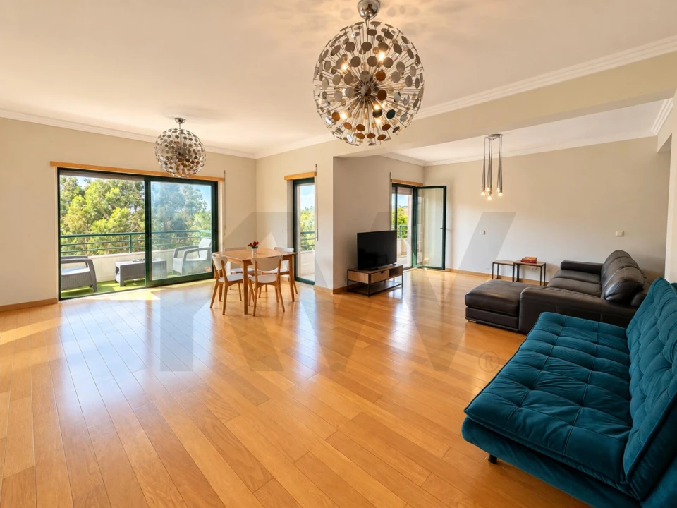 Apartamento T5 para Venda em Queluz e Belas Foto 2