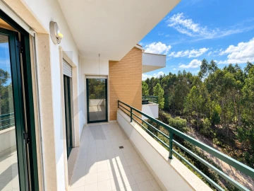Apartamento T5 para Venda em Queluz e Belas
