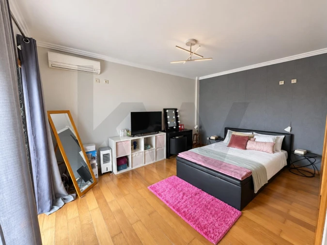 Apartamento T5 para Venda em Queluz e Belas Foto 14