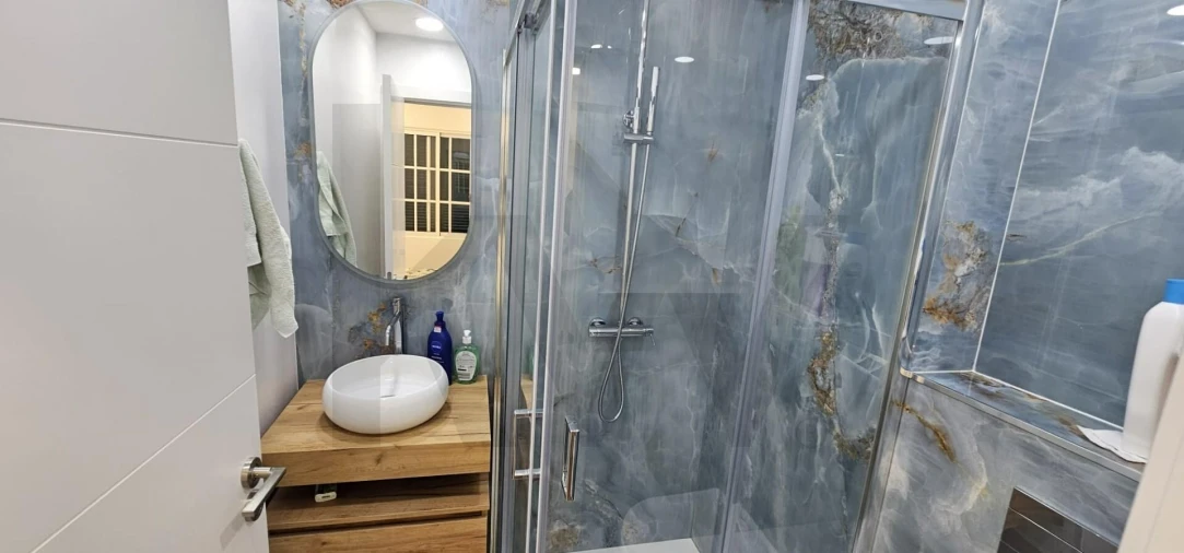 Apartamento T1 para Venda em São Martinho Foto 6