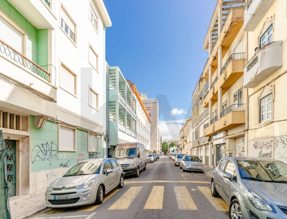 Apartamento T2 para Venda em Barreiro e Lavradio Foto 32