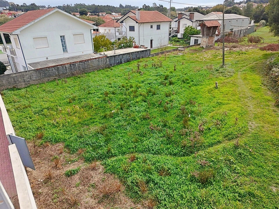 Terreno para Venda em Fiães Foto 6