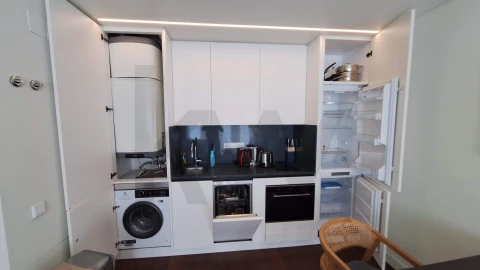 Apartamento T1 para Arrendamento em Santo António