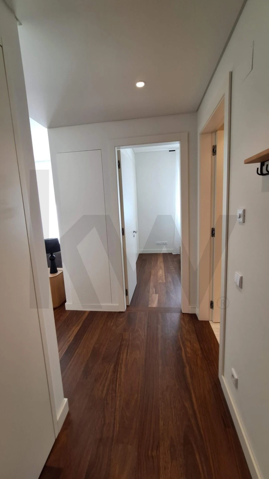 Apartamento T1 para Arrendamento em Santo António Foto 4