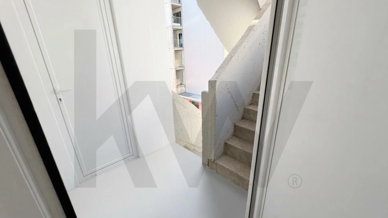 Apartamento T2 para Venda em Avenidas Novas Foto 15