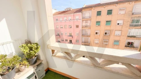 Apartamento T2 para Venda em Avenidas Novas