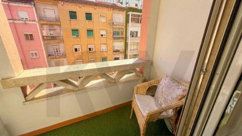 Apartamento T2 para Venda em Avenidas Novas