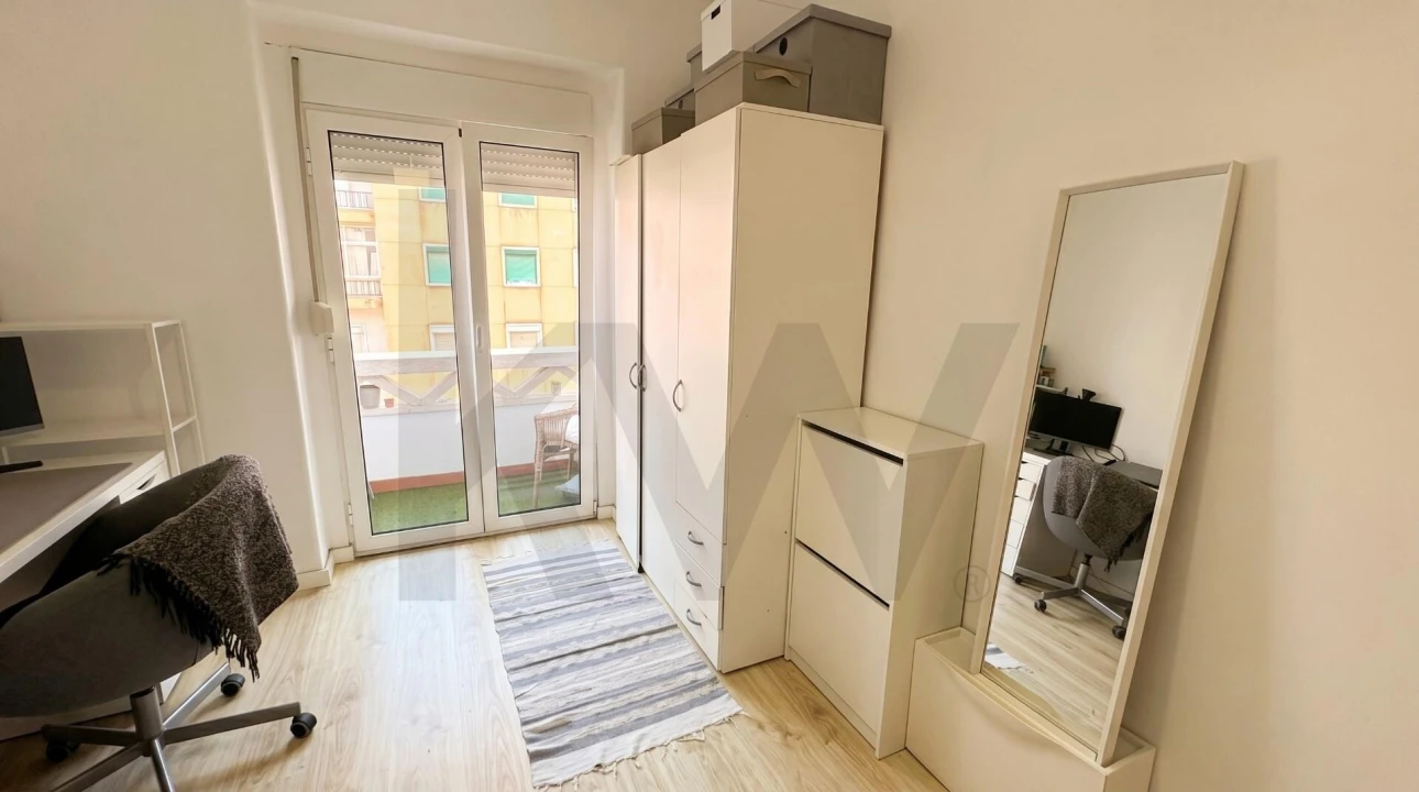 Apartamento T2 para Venda em Avenidas Novas Foto 7